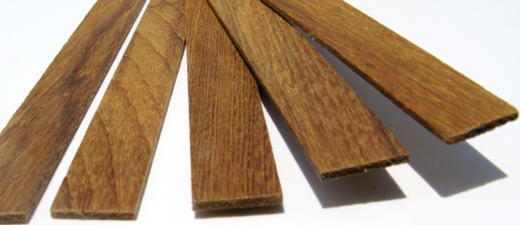 Solid Teak Veneer Strips In 3' Lengths