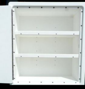 EnclosureWithAdjustableShelf